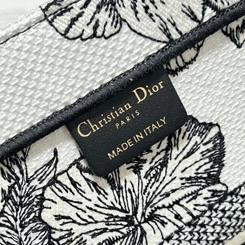 Christian Dior Shopping Bags